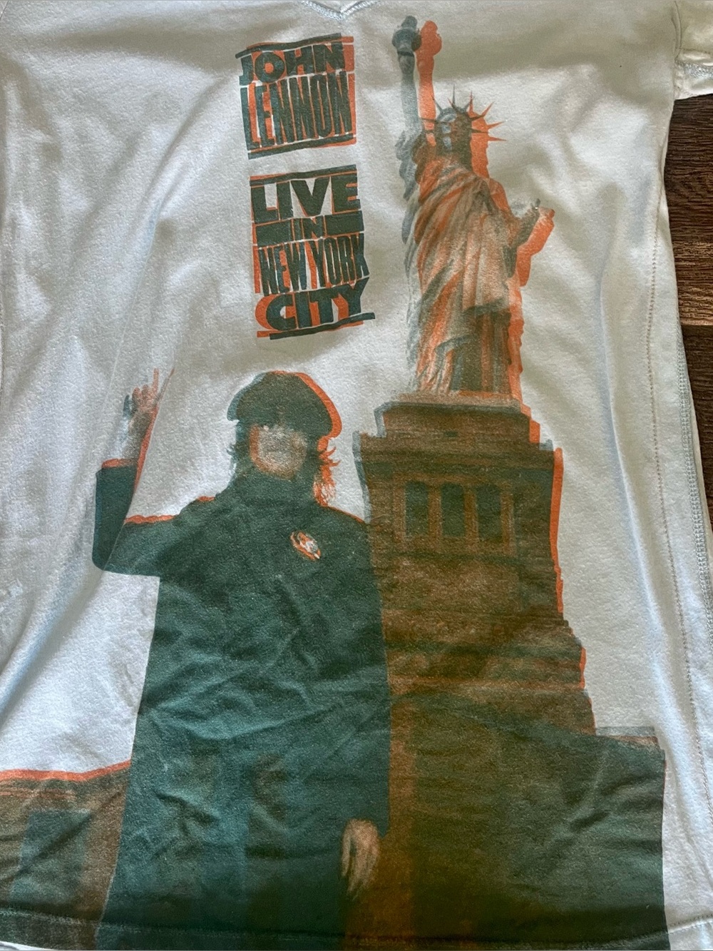 Trunk LTD John Lennon “V” neck t-shirt Live New York City Statue of Liberty M - Picture 3 of 7
